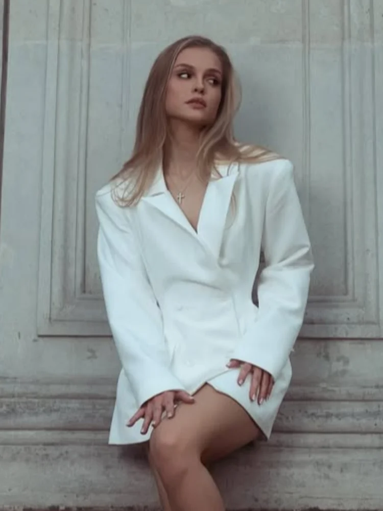 Белый двубортный тонкий пиджак женский модный шикарный воротник с v-образным вырезом и карманами пиджак пальто осень повседневная уличная верхняя одежда для поездок на работу Белый двубортный тонкий пиджак женский модный шикарный воротник с v-образным вырезом и карманами пиджак пальто осень повседневная уличная верхняя одежда для поездок на работу