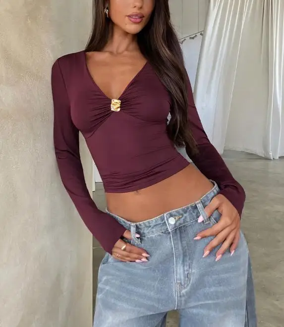 

Women's T-Shirt 2026 Fashion New European and American Trend V-Neck Metal Decoration Sexy Long Sleeved Top Suitable for Parties