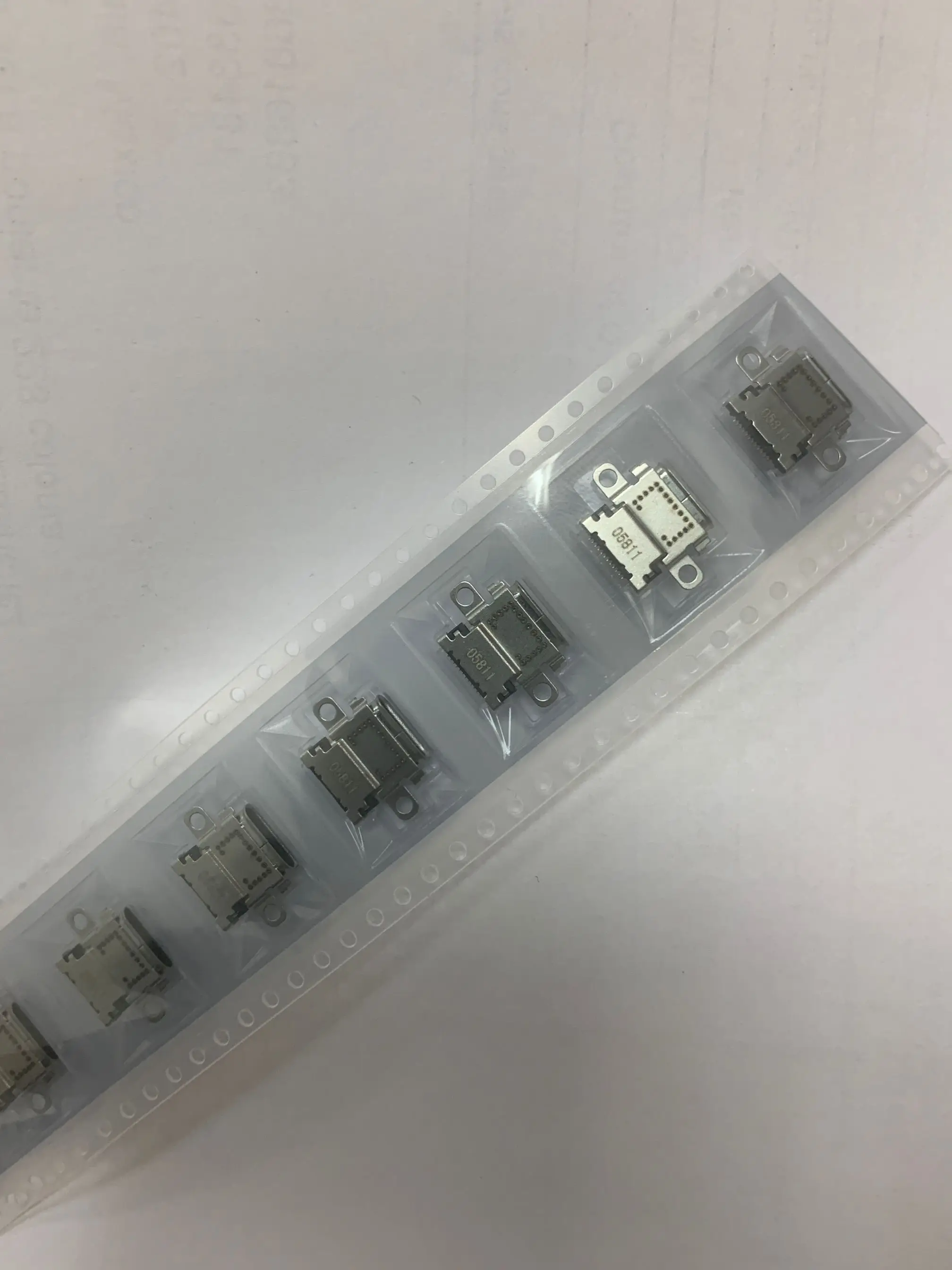 Original New 200Pcs…