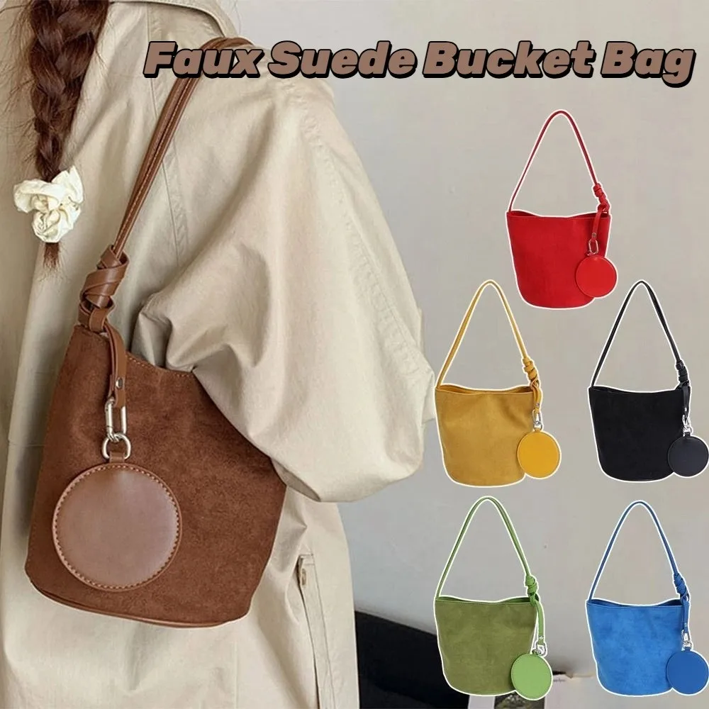

with Round Pendant Faux Suede Bucket Bag Shoulder Bag Handbag Slouchy Hobo Bags Large Capacity Bucket Bag Solid Color Tote Bag
