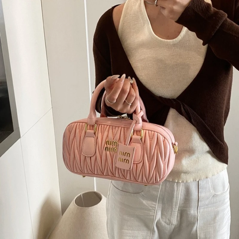 

Шикарная текстурированная сумка с мятой, женская сумка для боулинга и кошелек-подушка, модная сумка через плечо для повседневного использования и поездок на работу