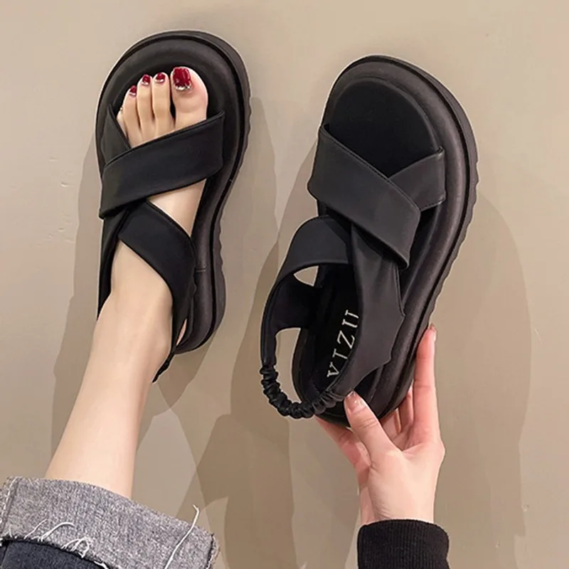 Sommer neue große dicke Sohle Sandalen runde Zehen feste Sandalen Damen Plattform Slip auf Causl Femme Schuhe braun schwarz Sandal ias