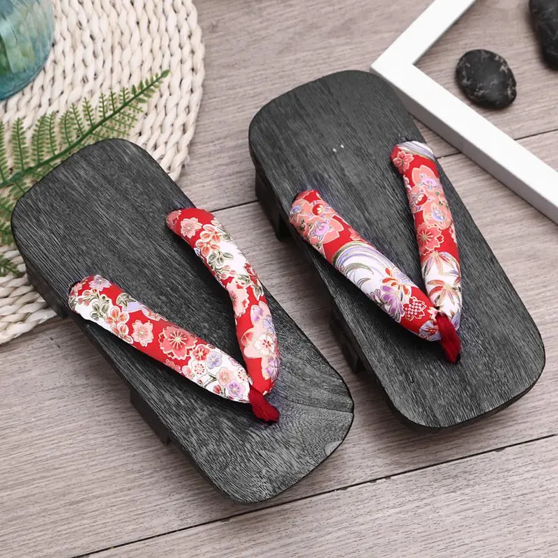 Casual Home Samurai Clogs Drachen Blumendruck Hausschuhe Geta Männer Frauen Schwarze Holzsandalen Cosplay Flip Flop Schuhe mit Socken