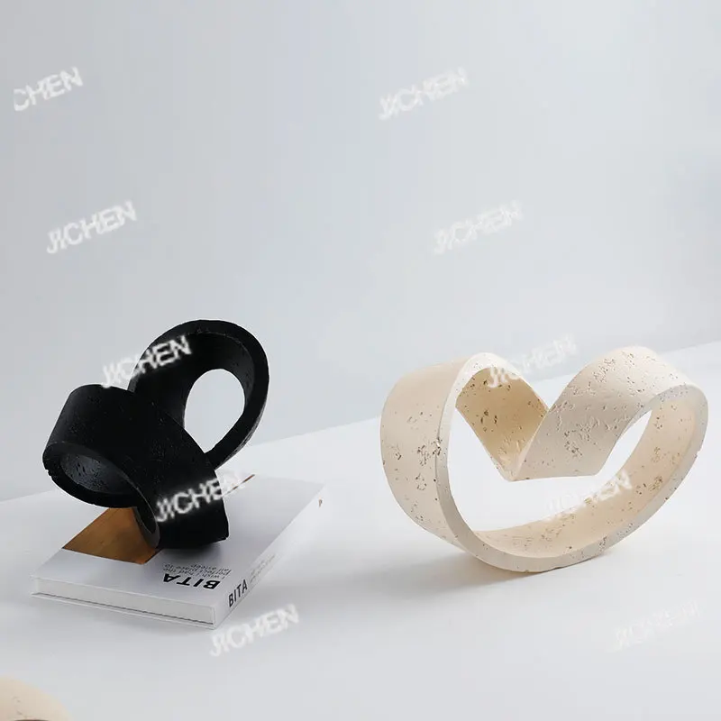 

Декоративный элемент для ТВ-тумбы в гостиной: Простой современный геометрический кольцевой орнамент из имитации травертина, креативное абстрактное искусство