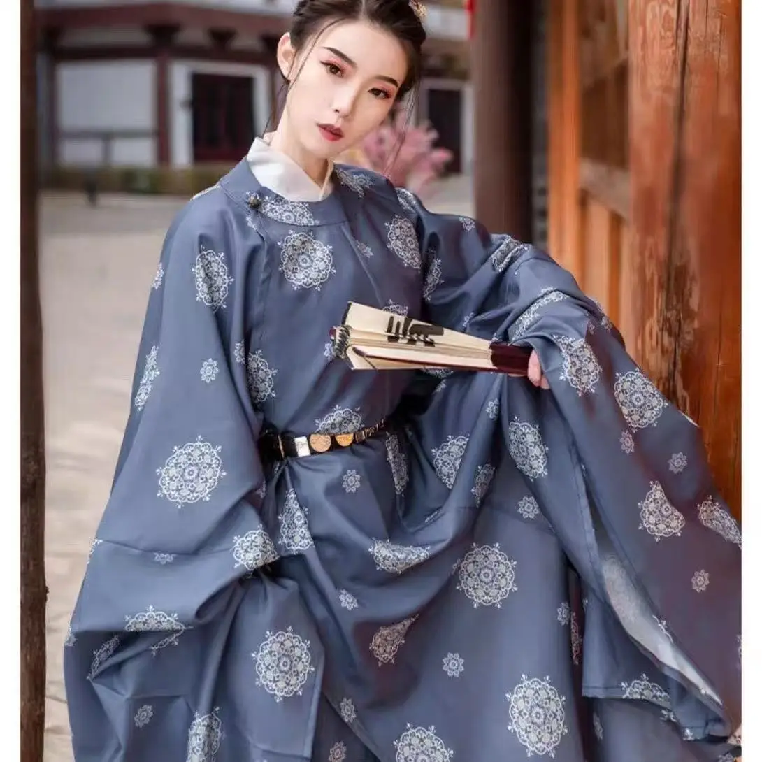 الأصلي Hanfu الرجال النساء سونغ سلالة واسعة الأكمام جولة الرقبة رداء هالوين الأمير الملكي تأثيري حلي مرحلة الأداء البدلة