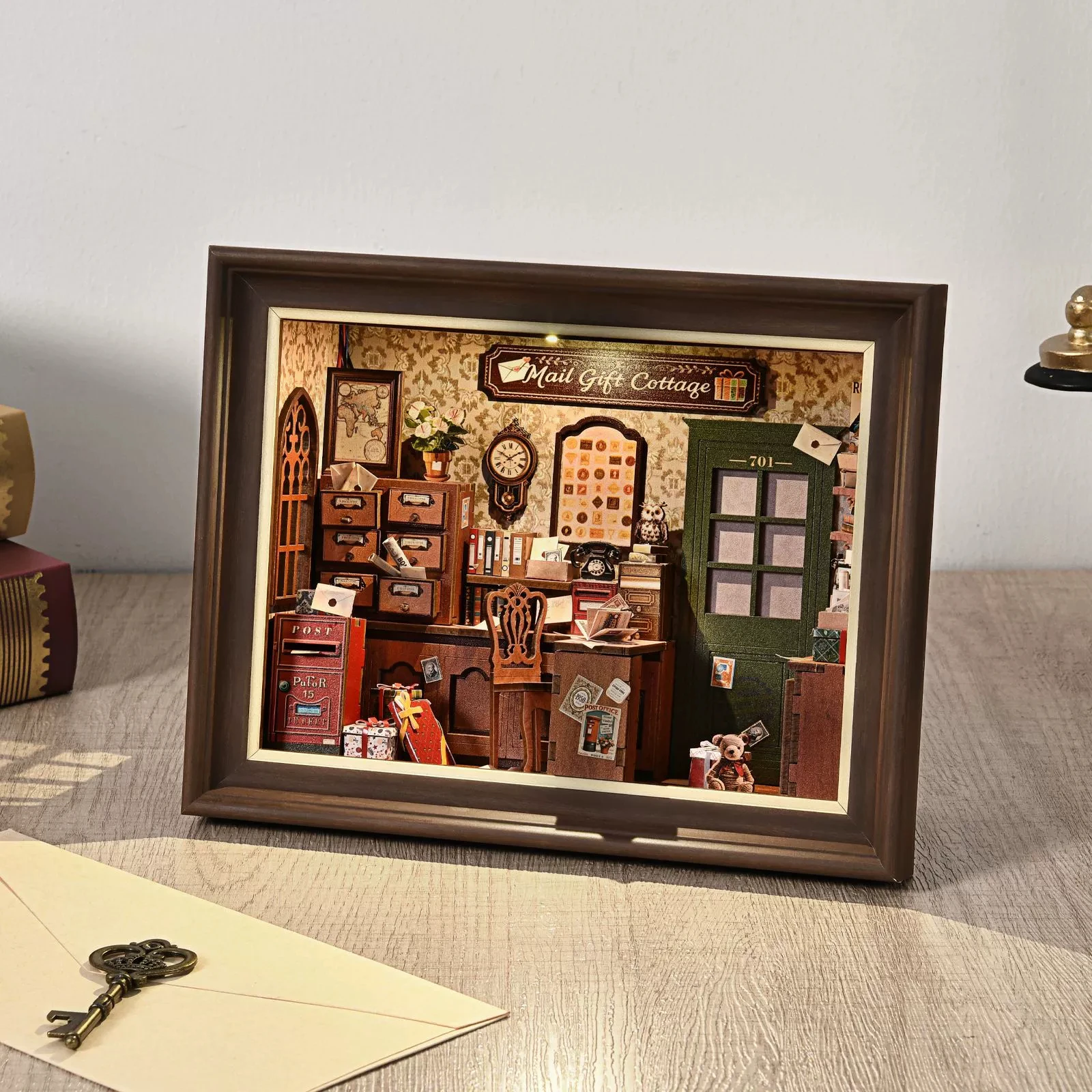 

DIY Book Nook Bookshop Kit Таинственная телефонная будка Деревянный кукольный домик со вставкой для книжной полки 3D Декор-головоломка для подарка