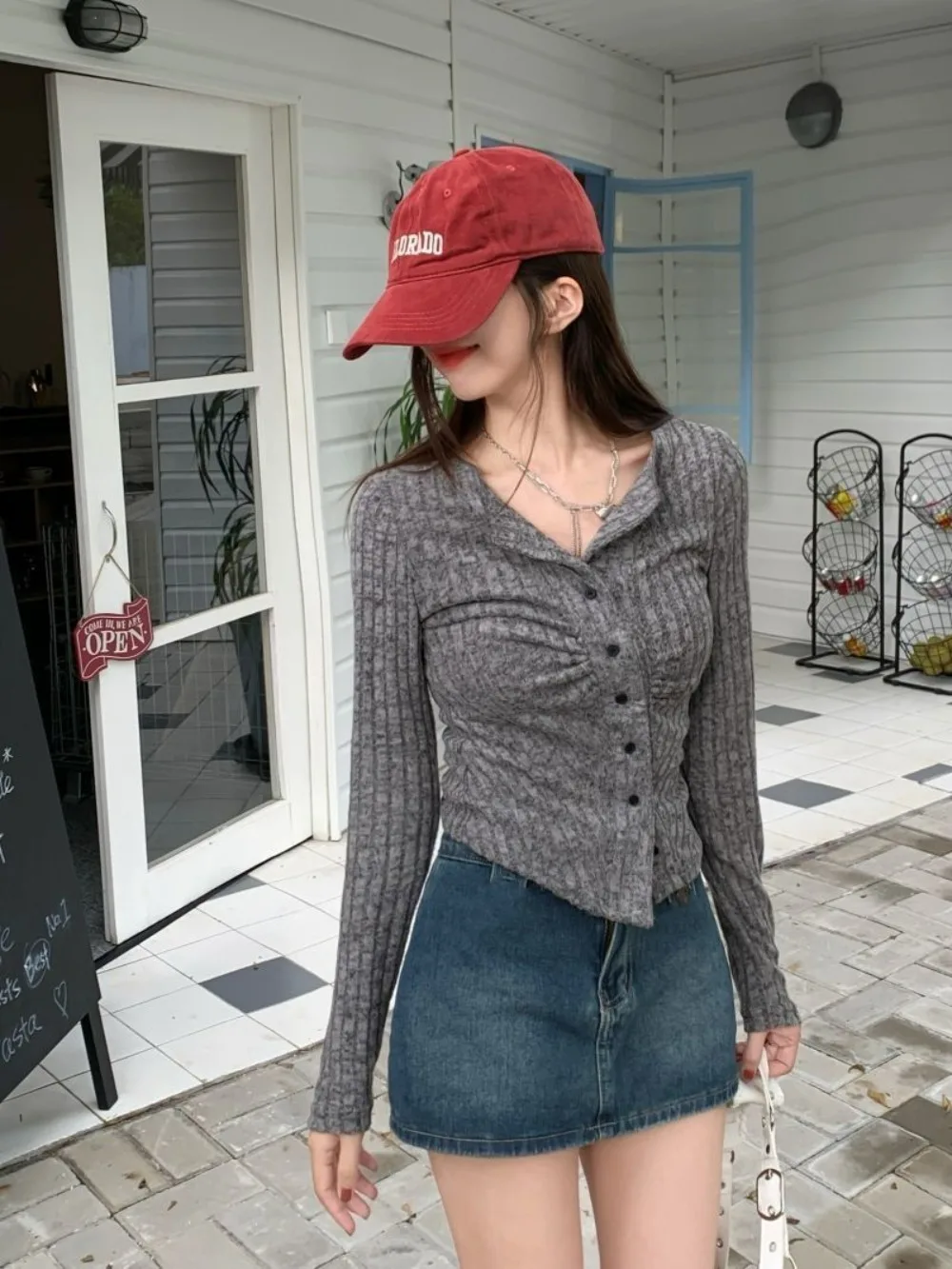 

Футболка узкого кроя с структурированными плечами, брендовая рубашка в стиле Мелвилл, топ для чистой девушки, эстетичная осенняя многослойная футболка Acedia Basic