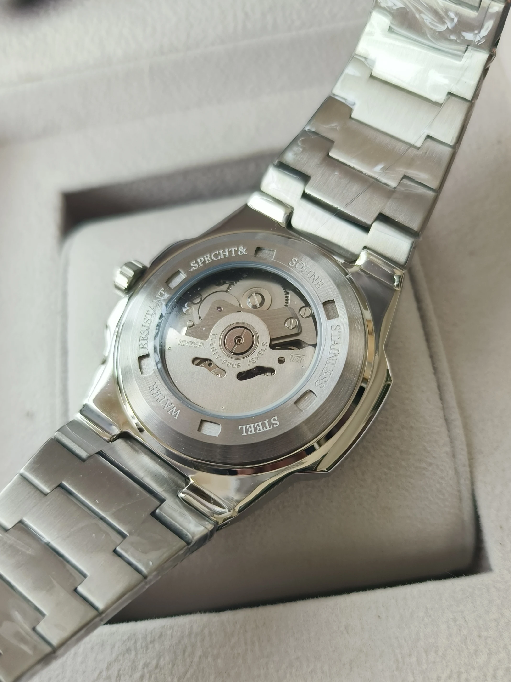 Specht&Söhne 2025 Fashion Business 37MM Watch Japan NH35 Movement Stainless Steel Noctilucent Luxury Sports Watch 50m Waterproof