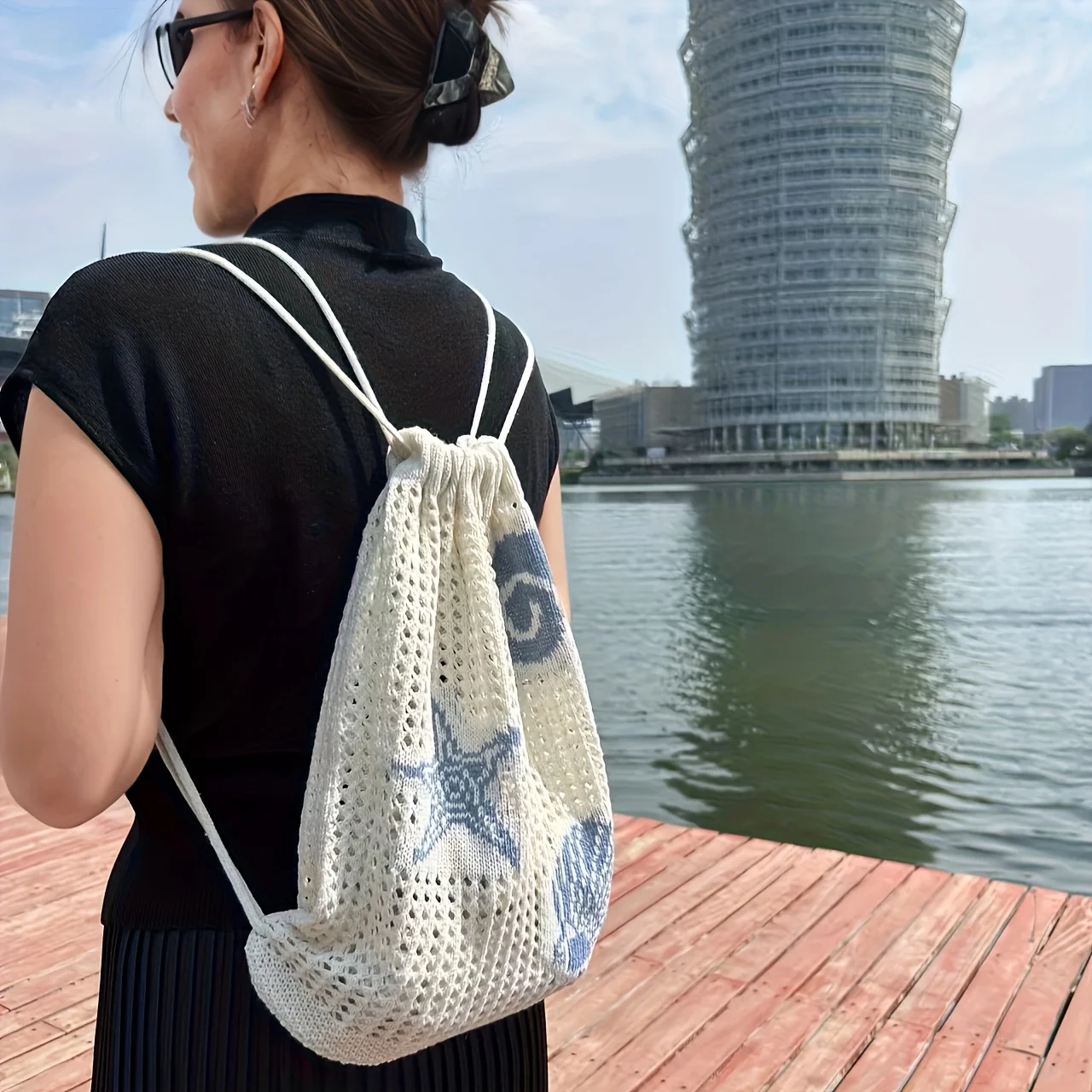 mochila-e-bolsa-de-ombro-feminina-em-malha-vazada-elegante-e-bonita-um-item-indispensavel-para-ferias-de-verao-na-praia-com-decoracoes-de-estrelas-do-mar-e-conchas-e-a-bolsa-de-armazenamento-perfeita-para-futebol-e-basquete-com-grande-capacidade-e-multifuncional-ideal-como-presente-de-lembranca-presente-de-formatura-ou-presente-de-aniversario