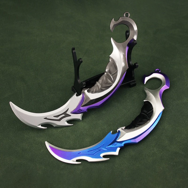 Valorant Weapon Melee Reaver 2.0 Karambit Knife 16cm Metal M4 Game Peripheral Samurai Sword Weapon Model Keychain Toys for Boys