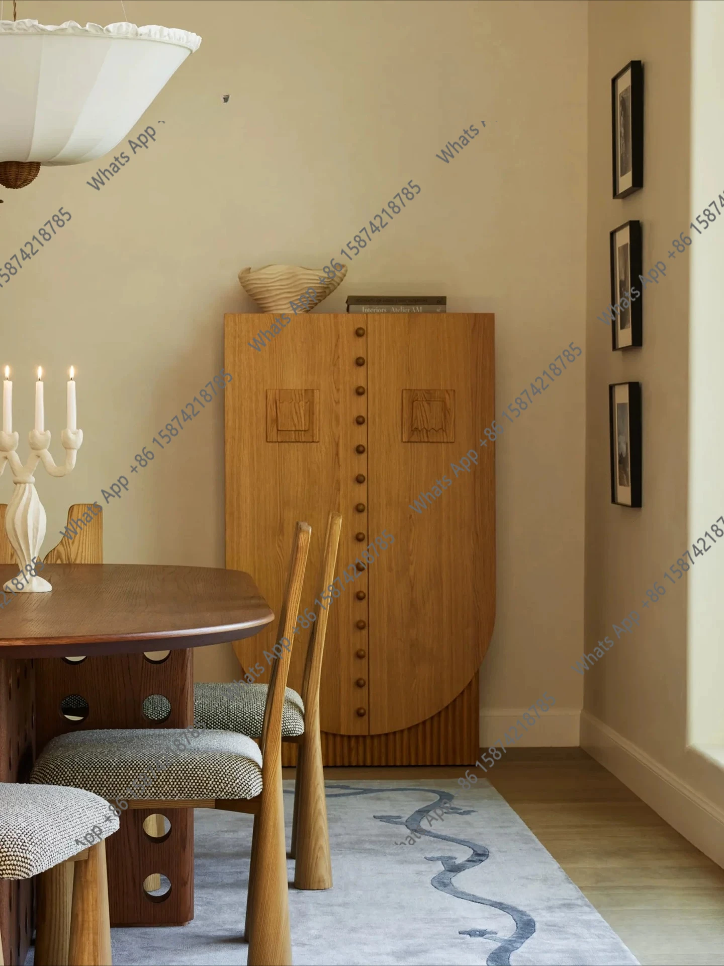 Designer second-hand sideboard, wall-wall-integrated solid wood storage cabinet, light luxury high-end floor-to-ceiling storage