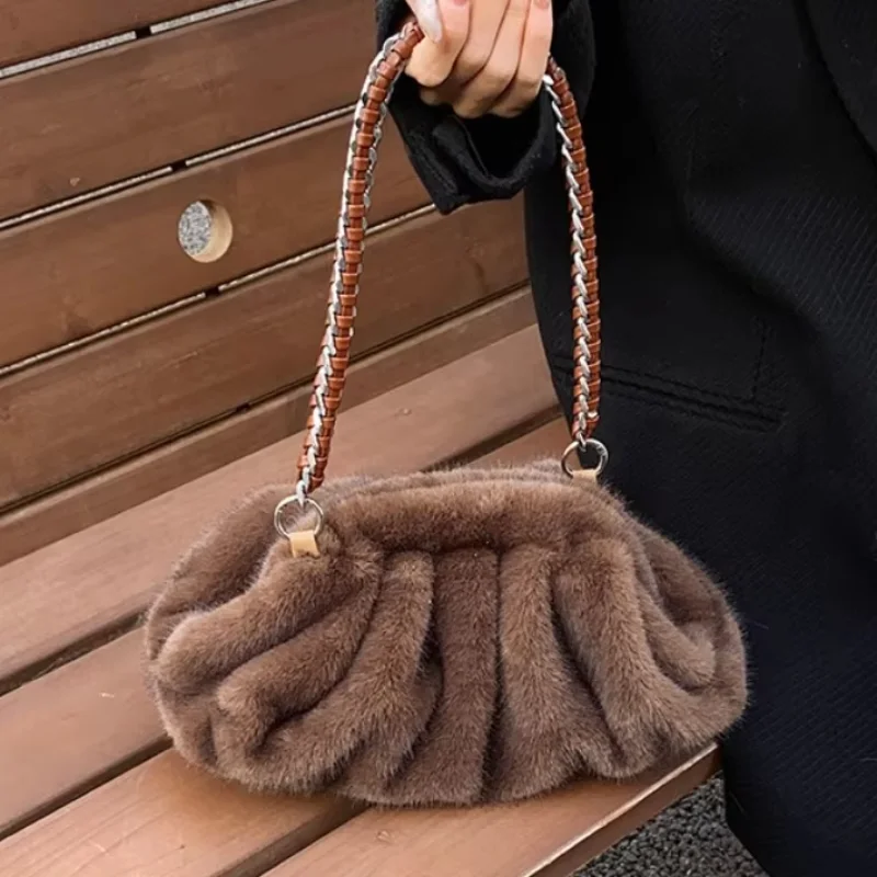 

Winter Suede Pleated Cloud Bag Luxury Faux Fur Shoulder Bag Women's Designer Soft Underarm Chain Bag Solid Color Buckle Wallet