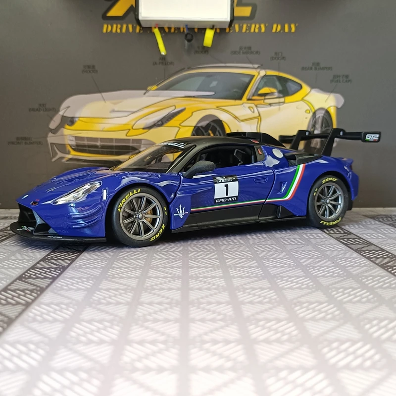 

Модель автомобиля Maserati GT2 из сплава, масштаб 1:24, с открывающимися дверями, подходит для коллекционирования и может быть подарен друзьям.
