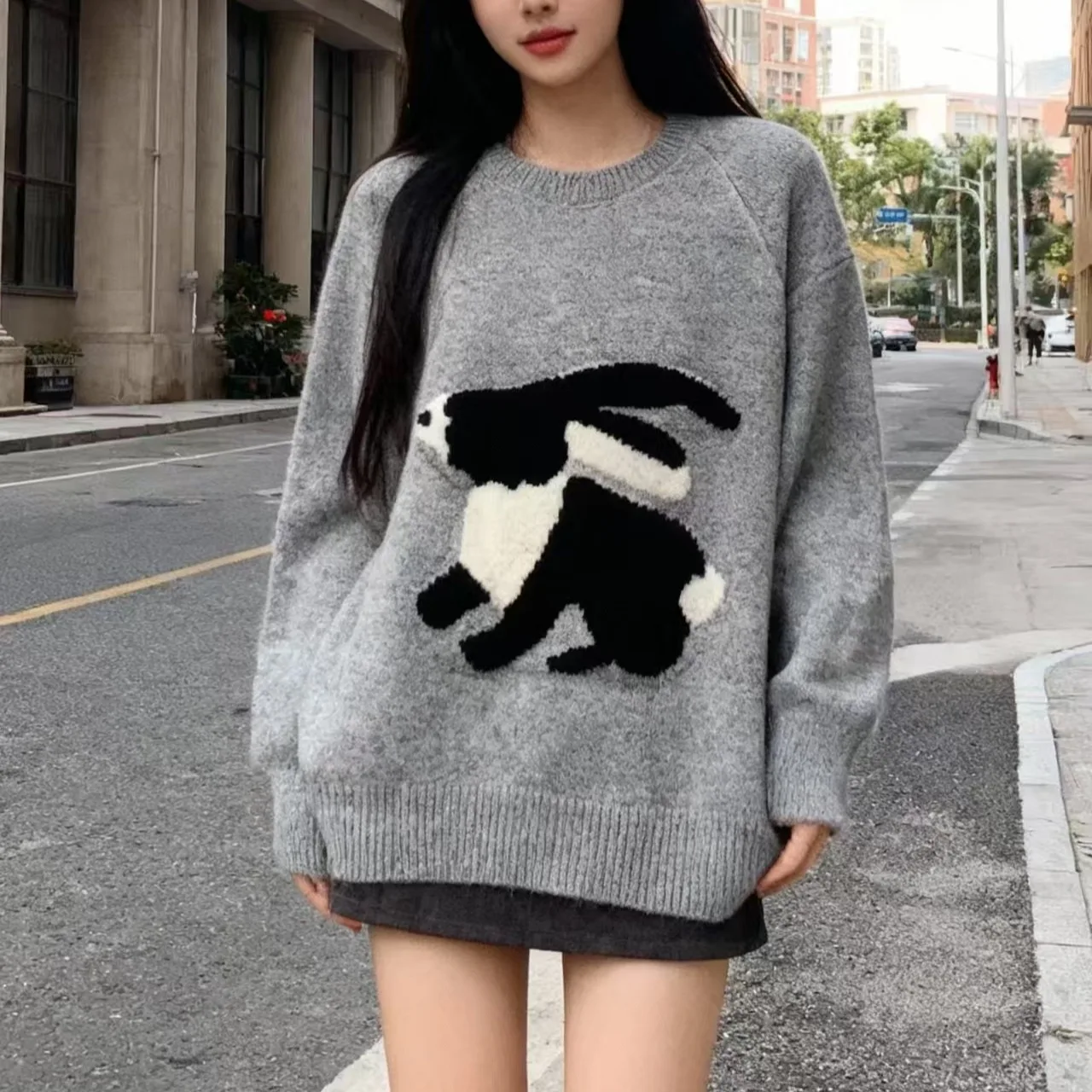 

Осень-зима, новый ленивый стиль, свитер с мультяшным кроликом, женский модный вязаный пуловер с длинными рукавами и вышивкой, свободные топы с круглым вырезом