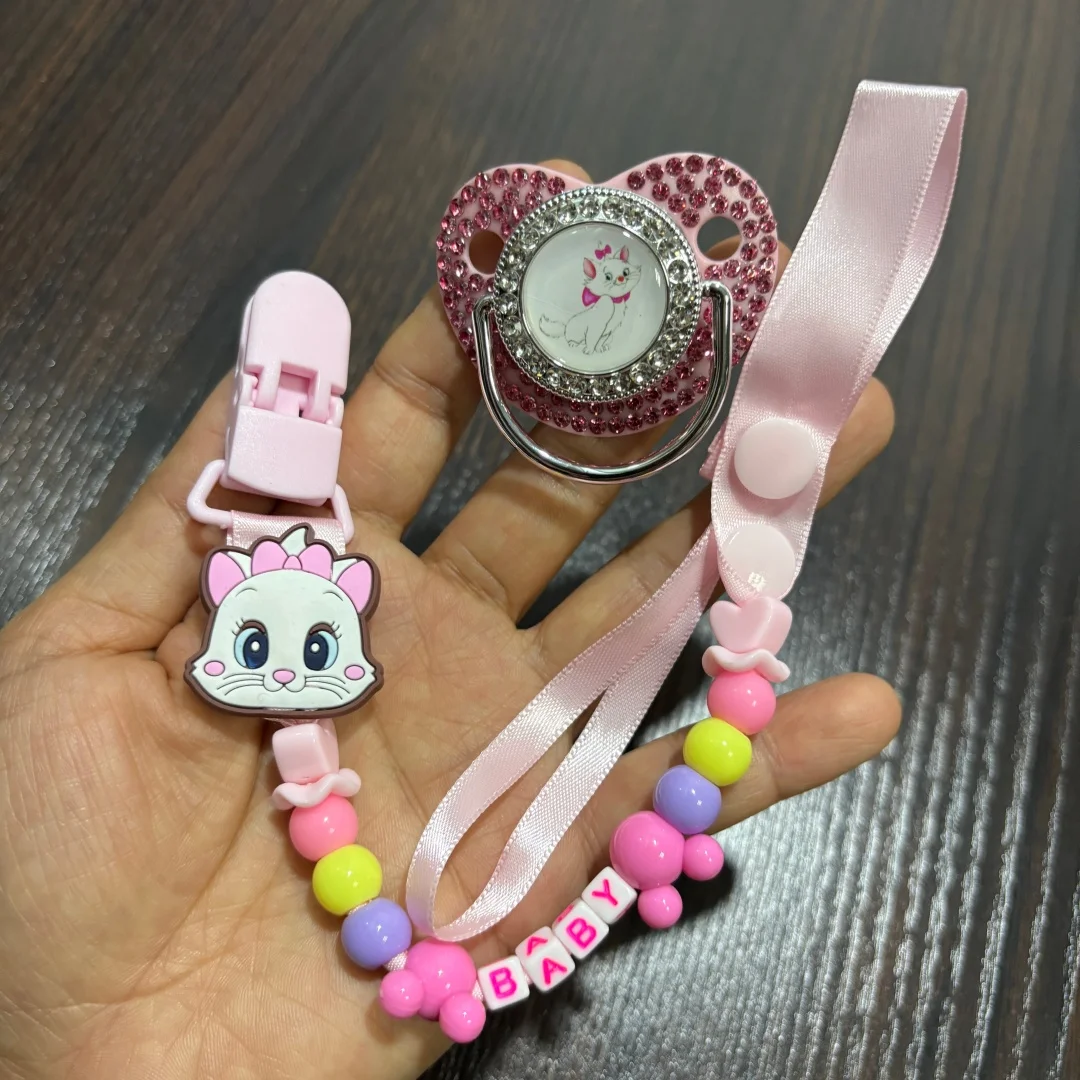 

Cute Animal Pattern Realistic Baby Pacifier with Dust Cover & Anti-Drop Chain Clip Safe Silicone Soother for Little Babies