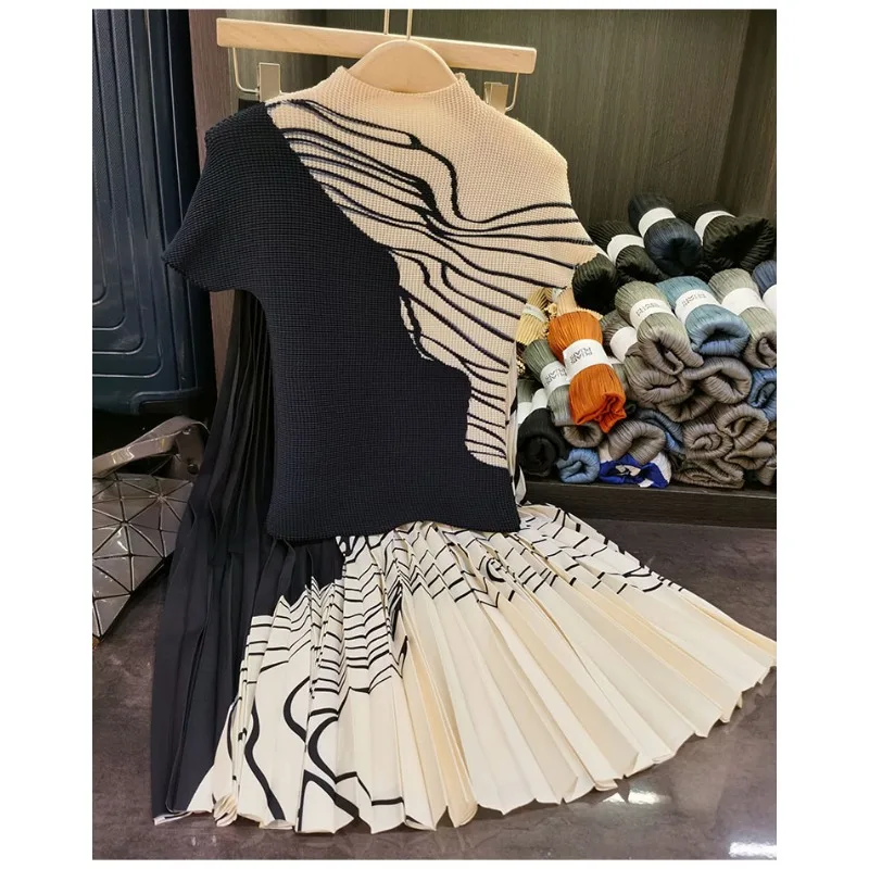 Miyake colorido plissado manga curta camiseta meia saia elástica terno feminino verão simples deslocamento temperamento roupas apertadas