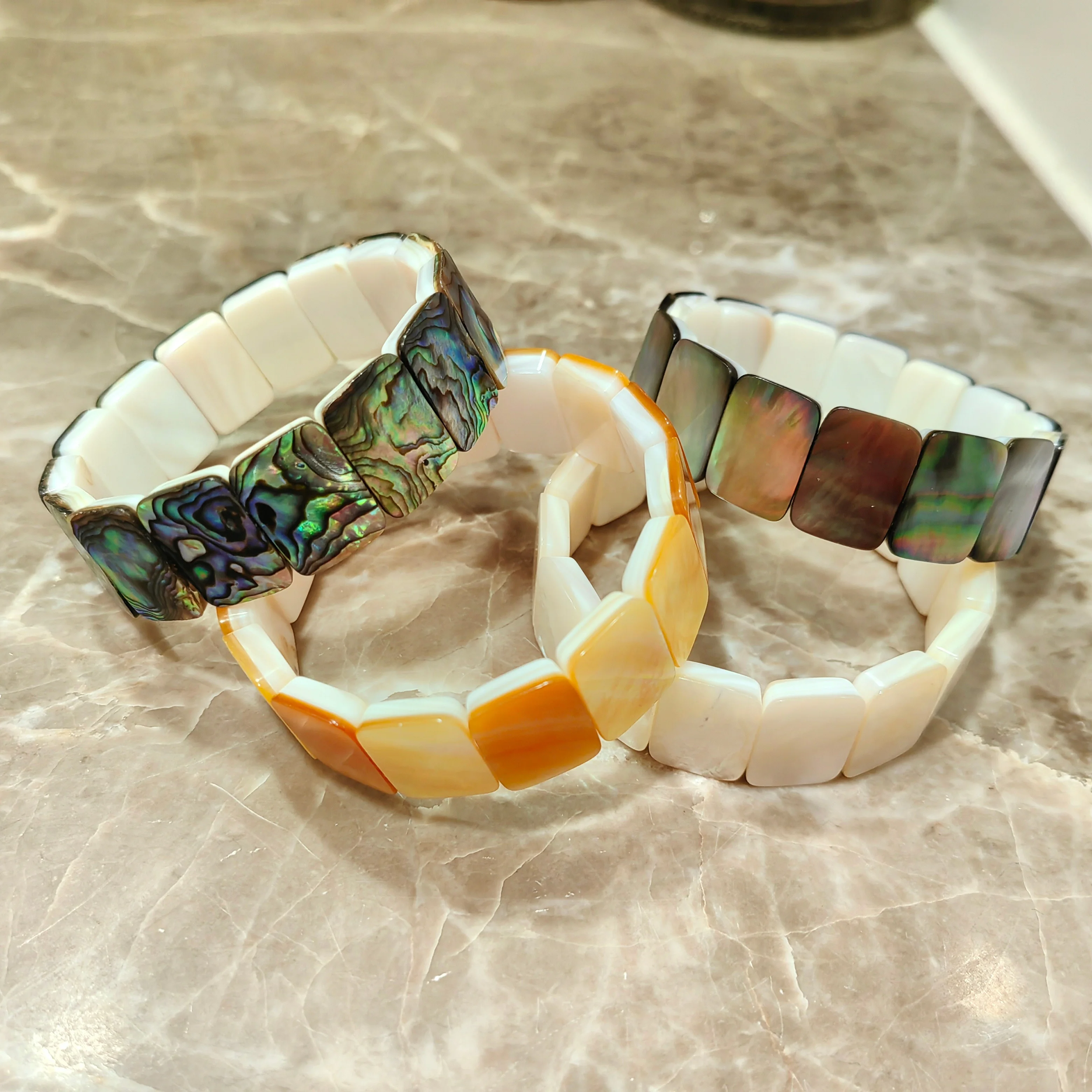 

MPB136 Wonderful Design Vintage Style Natural White Yellow And Abalone Shell Bracelets For Men Women Daily Wearing Jewelry