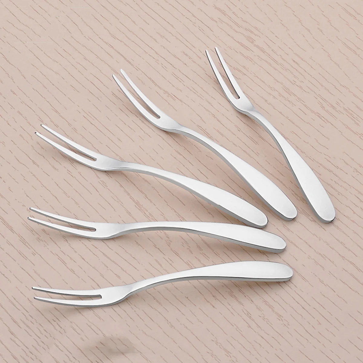 

5pcs Stainless Steel Fruit Forks Swan Shape Dessert Flatware Set Dinnerware Holder For Sliced Fruit Anti-Rust Fork Spoon