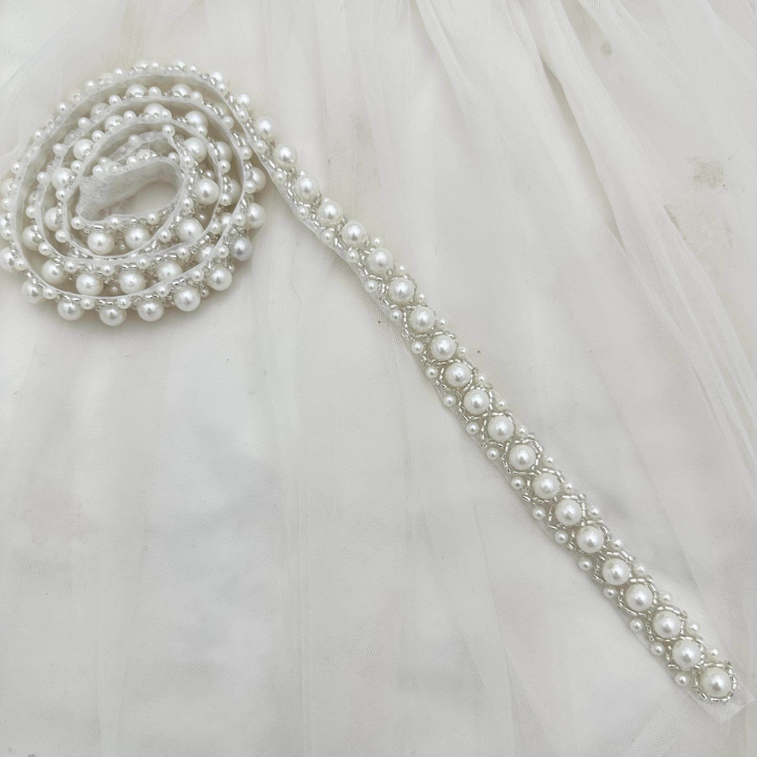 Gold Bead + Foamy Bead Embelli - Embroidery Gold recension och pris