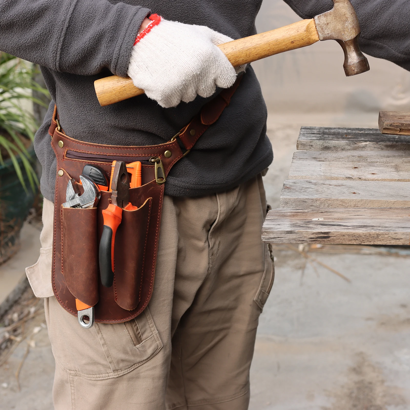 Tourbon Leather Gardener Carry Pouch Florists Tool Belt Bag Gardener Holster Carpenter Holster 4 Pockets Adjustable Brown