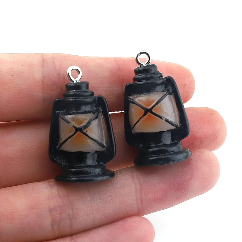 

10Pcs 3D Retro Kerosene Lamp Charms Mini Lamp Resin Pendant For Jewelry Making Diy Bracelet Necklace Earrings Handmade Supplies