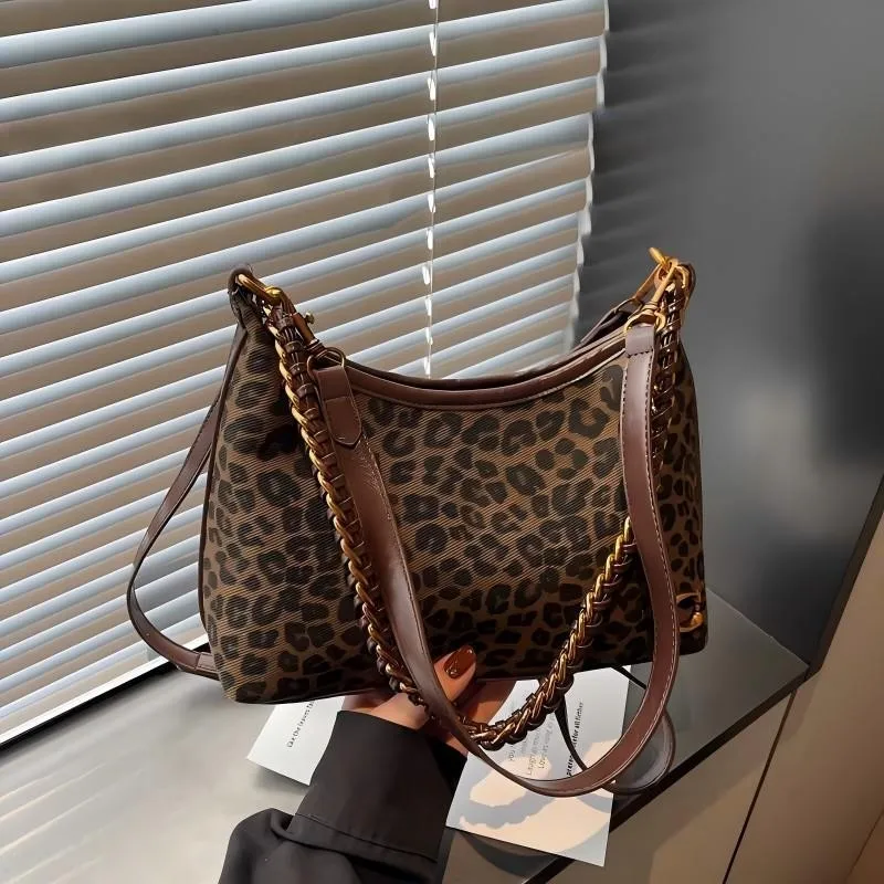 New Women Light Luxury Fashionable Leopard Printnd Suede Shoulder Crossbody Bag,Versatile for Commuting,Large Capacity Tote Bag