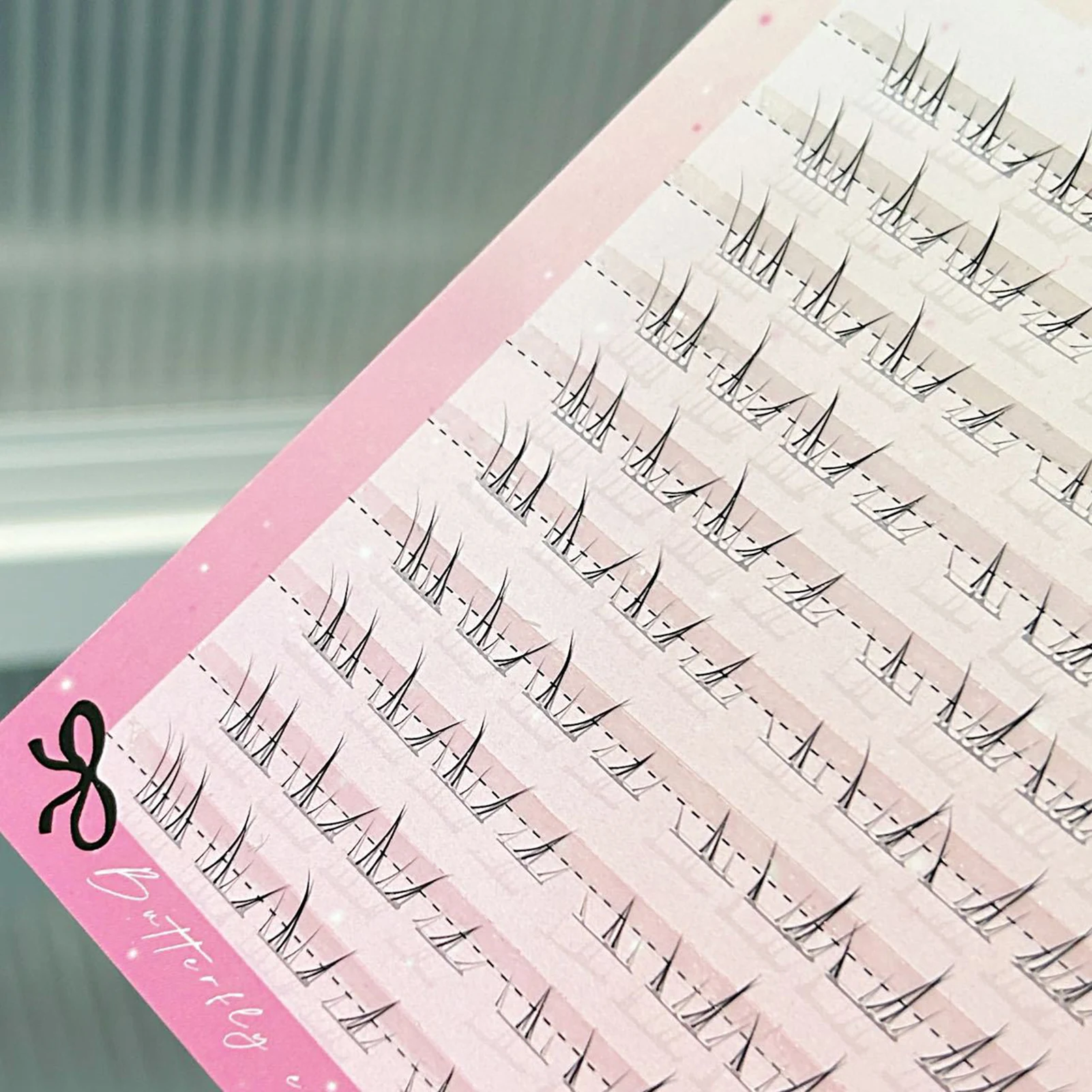 Kleberfreie, dichte, untere Wimpern im Katzenstil, super natürliche Manga-Fälschungswimpern, 5–7 mm, transparentes Band, einzelne Cluster-falsche Wimpern