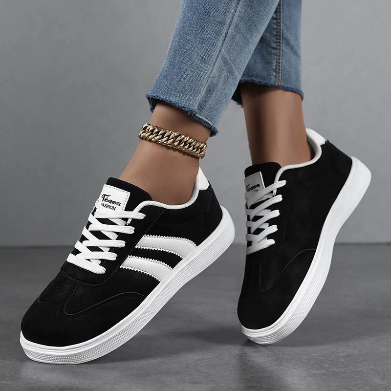 Moipheng Women Shoes Versatile Lightweight Breathable Casual Sports Board Shoes Ladies Soft Soled Anti Slip Platform Sneakers_voghion.com