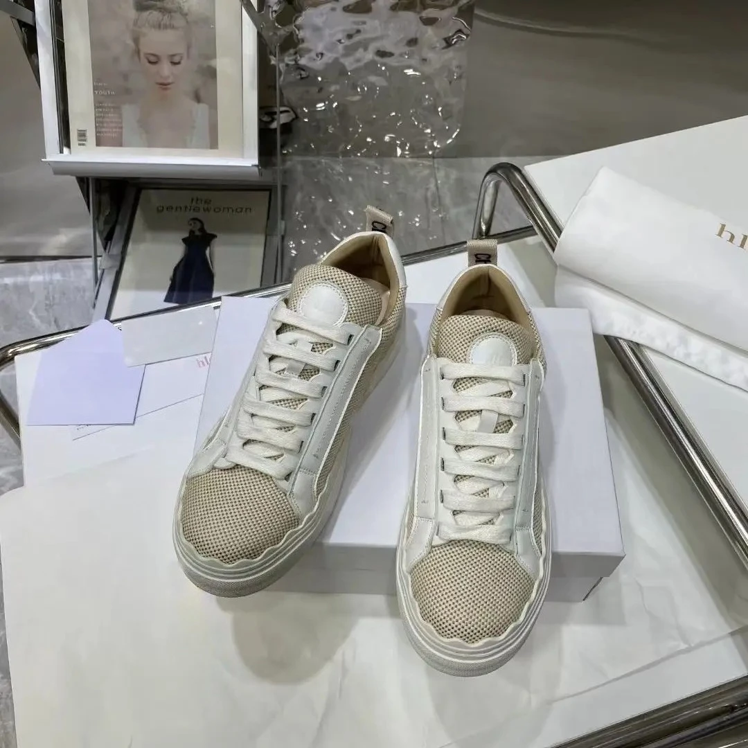 

2026 New Trend Little White Shoes Platform Casual Board Shoes Increase in Height Fashion Versatile Outer Board Shoes Women