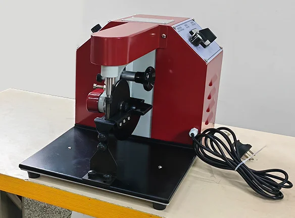 QK-304 Small Size Automatic Roller Oil Wallet Making Machine Leather Edge Paint Machine