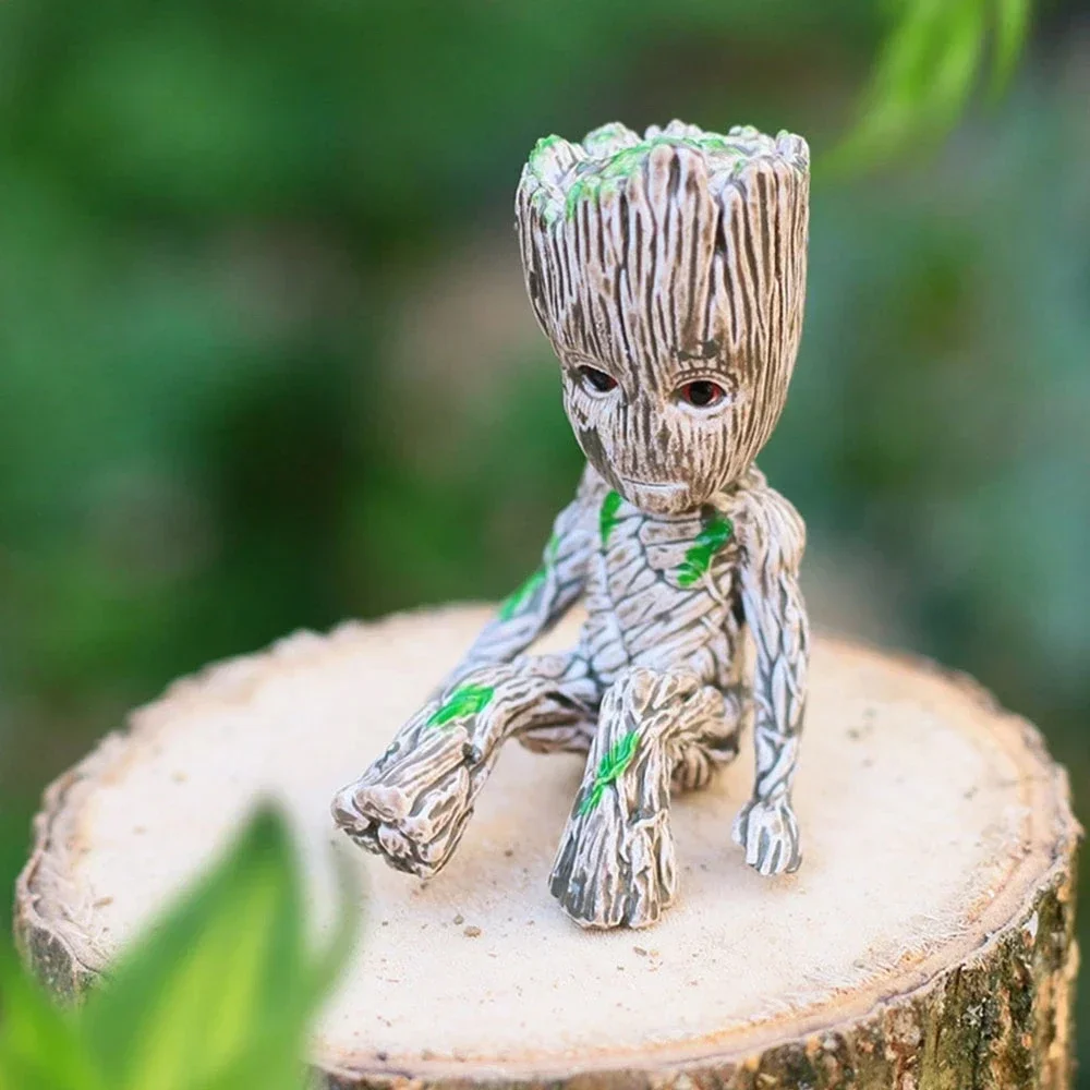 Disney Anime Marvel Avengers Groot Toys Pen Holder Flower Pot Mini Sitting Groot Action Figure Model Toys Birthday Kids Gifts