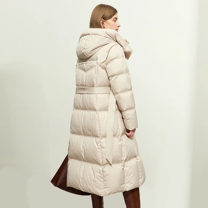 AMII مقنعين أسفل معاطف 2025 شتاء جديد دافئ مع حزام نفخة بطة سترة المرأة الياقة المدورة الصلبة تنوعا ضئيلة معطف طويل 12524003