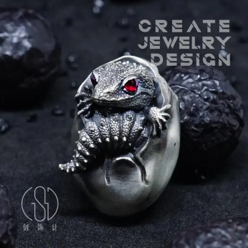 

Chasing Shell Bullet Guarding Palace Eyelash Horn Pig Nose Snake Shell Pendant