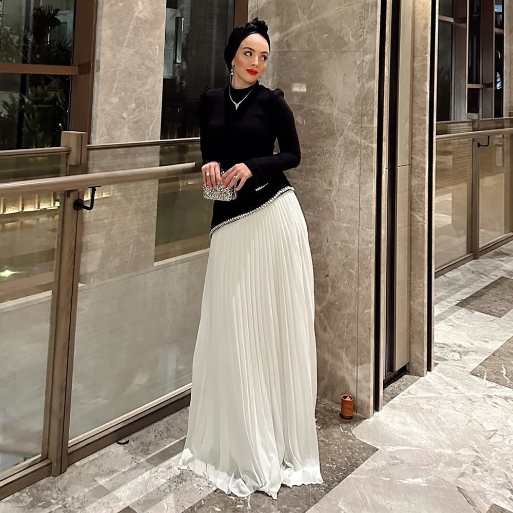 

Elegant Women's Party Dresses 2025 High Collar Full Sleeves Crystal Party Gowns Long Pleated Chiffon Modern Evening Dress