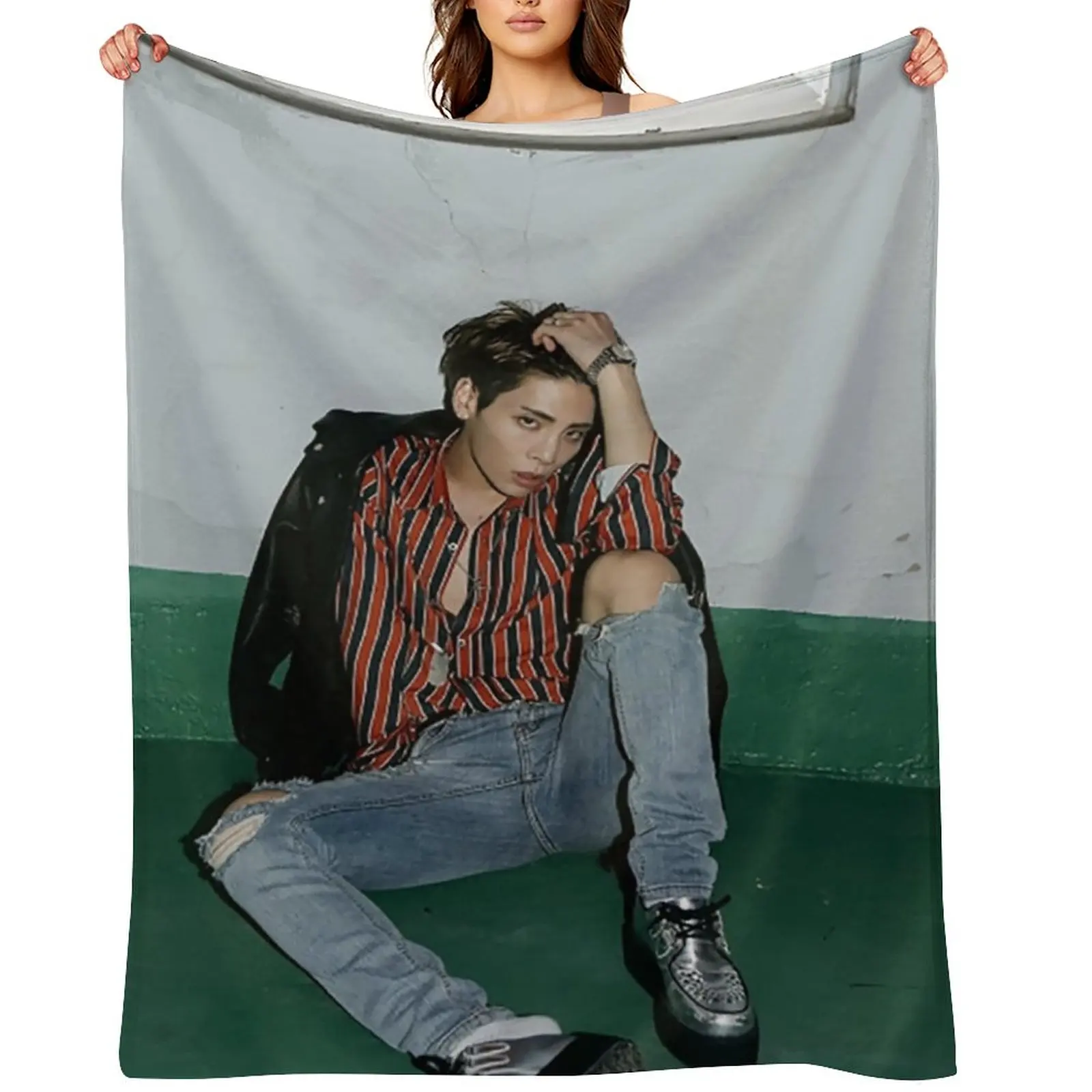 

Jonghyun Throw Blanket valentine gift ideas Decorative Throw Furrys Soft Plaid Blankets