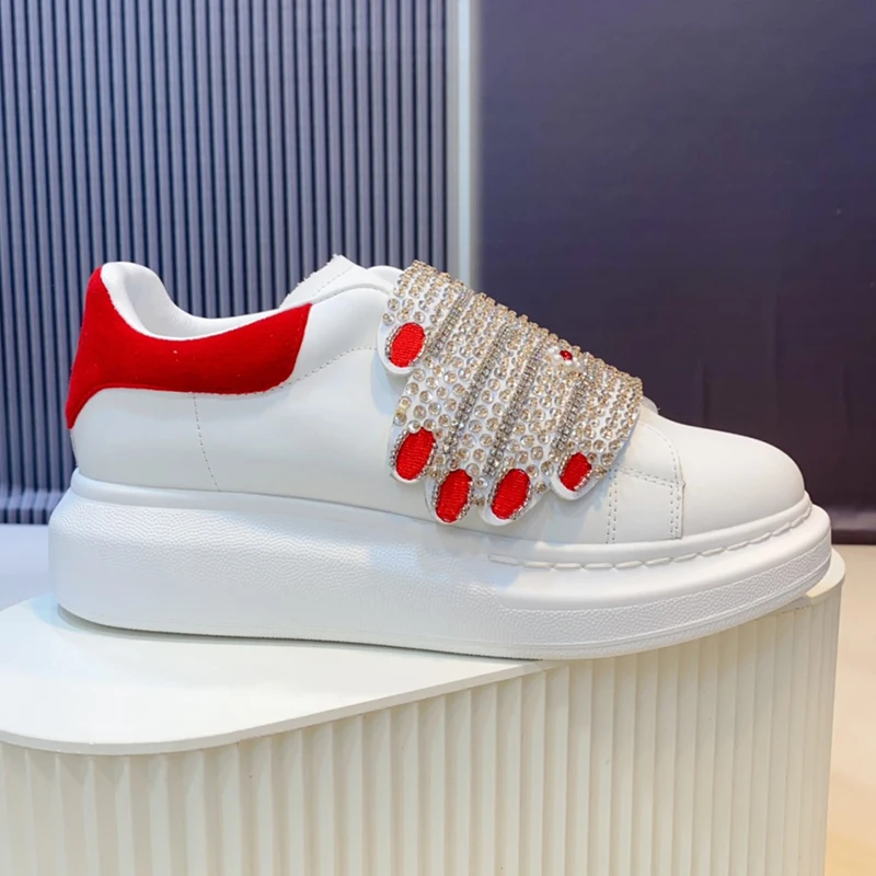 Ladies Thick Platform Flat Sneakers Rhinestone Bling Bling Buckle Round Toe All Match Small White Shoe Top Quality Casual Loafer