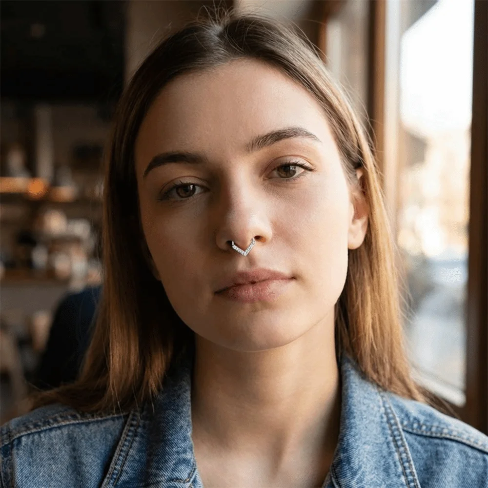

Earrings Surgical Steel Septum Nose Clicker Teardrop Shape Hinged Rhinestone Nose Ring Silver Gold Body Piercing Jewelry Men