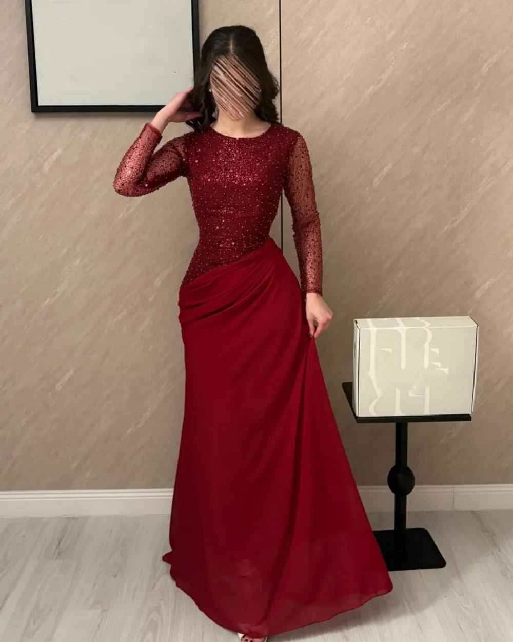 Customized Sparkle Women Jersey Beading Sequined A-line Evening Dresses Matching O-Neck Long Sleeves Floor Lenght Prom Dresses