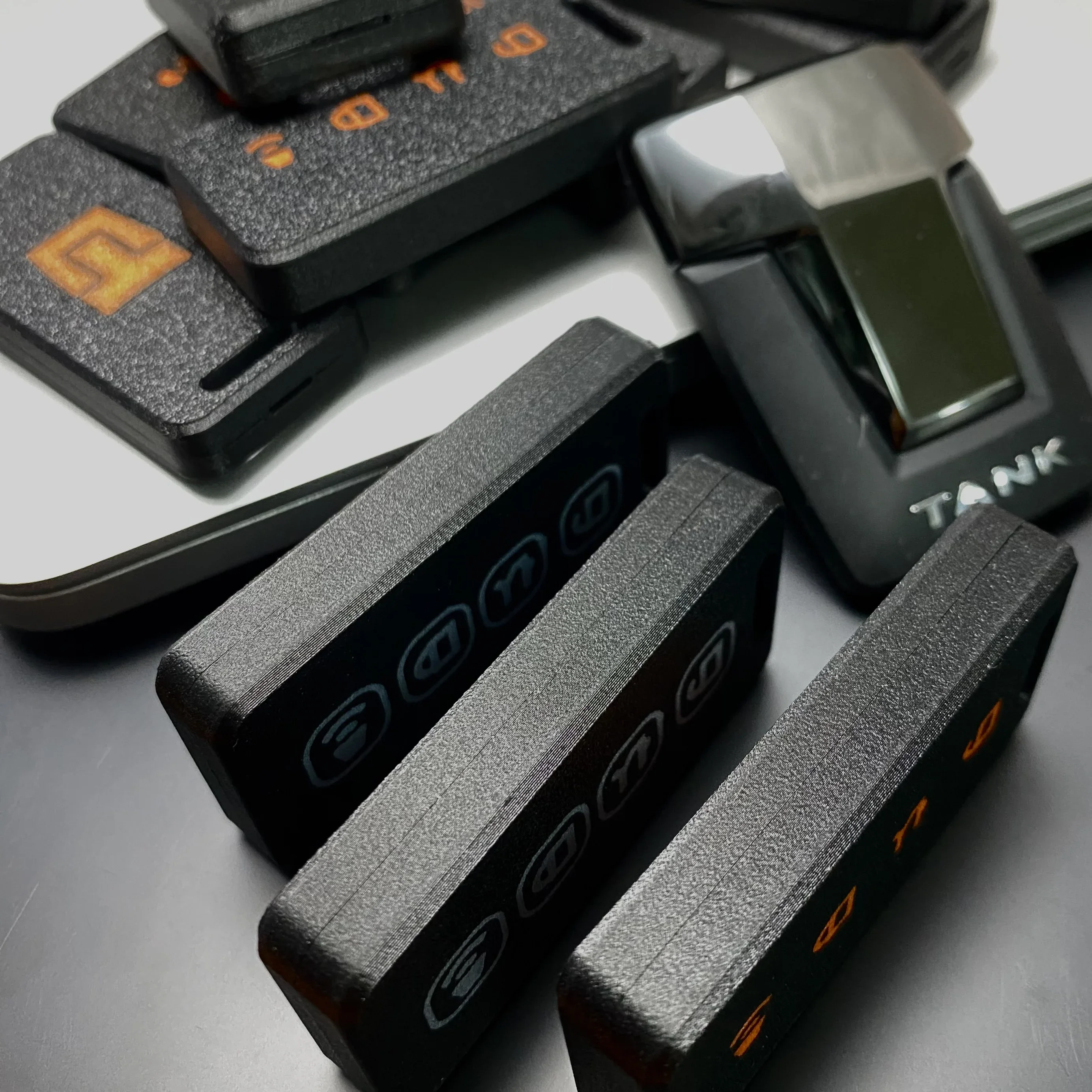 Modificación de caja de llave para tanque 300TANK400/500/700, carcasa de repuesto, logotipo del tanque