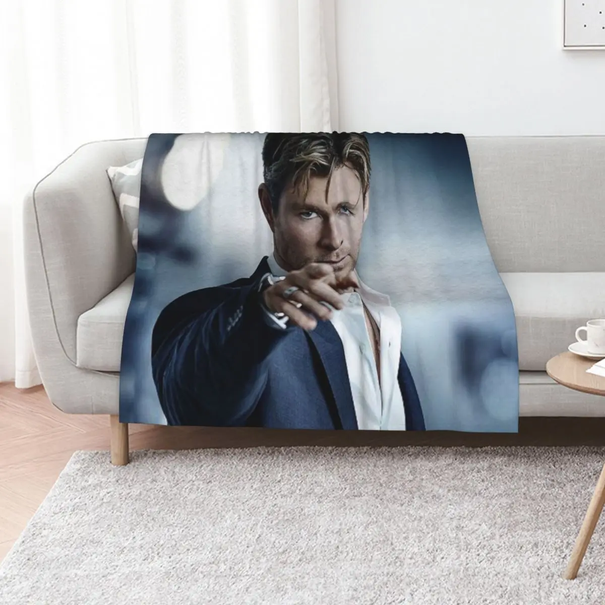 Chris Hemsworth Throw Blanket Comforter For Sofa Thin Soft Plush Plaid funny gift Bed covers Softest Blankets