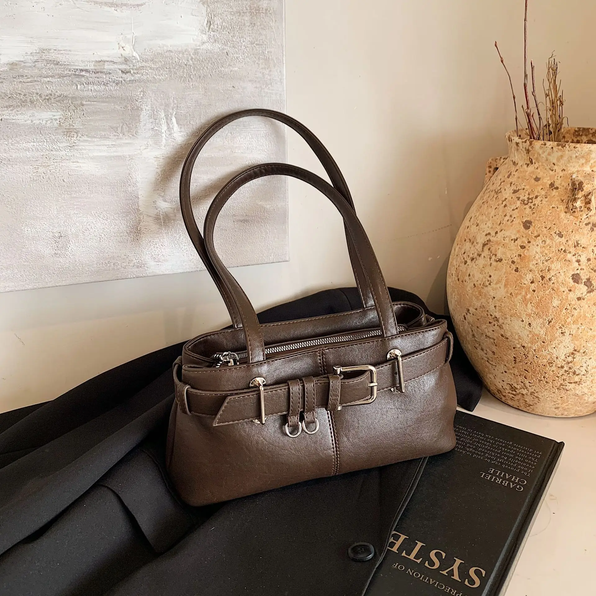 

Underarm Bag Women Totes Light Commute Storage Small Bag High Quality PU Leather Shoulder Bags Ladies Satchels Bucket Handbag