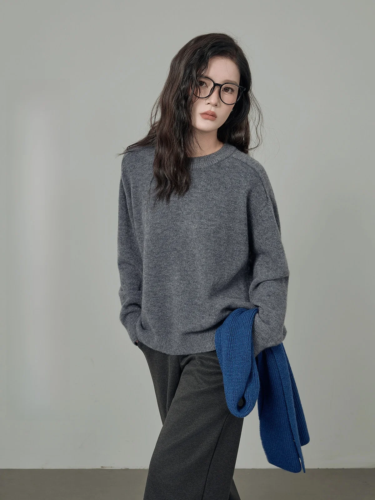 

Вязаный свитер HuiXi Deep ey для женщин: зимний, свободный, повседневный, с круглым вырезом, длинными рукавами, для работы и отдыха