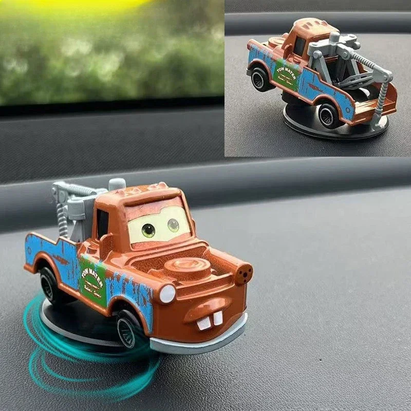 Cartoon DSN Cars 3 Lightning McQueen Drift Rotatie Decoratie Auto Dashboard Draaiende Auto Center Console Prop Gifs