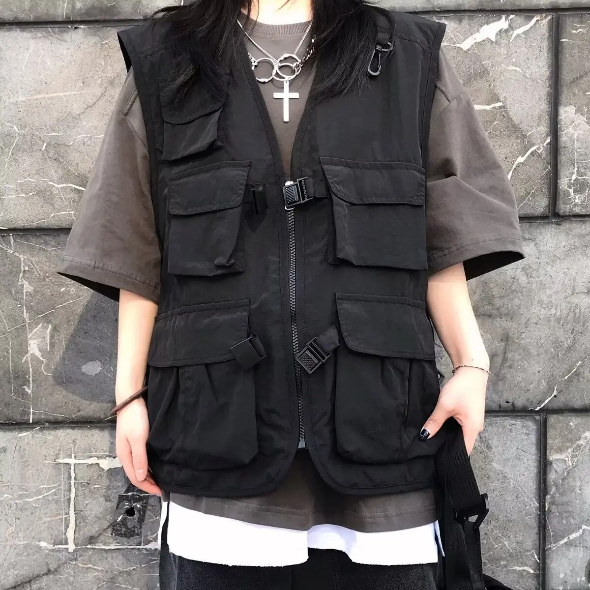 Retro Multi-Pocket Workwear Vest Men's Loose Casual BF Style Jacket Polyester Fiber round Neck Four Seasons Unisex Vest