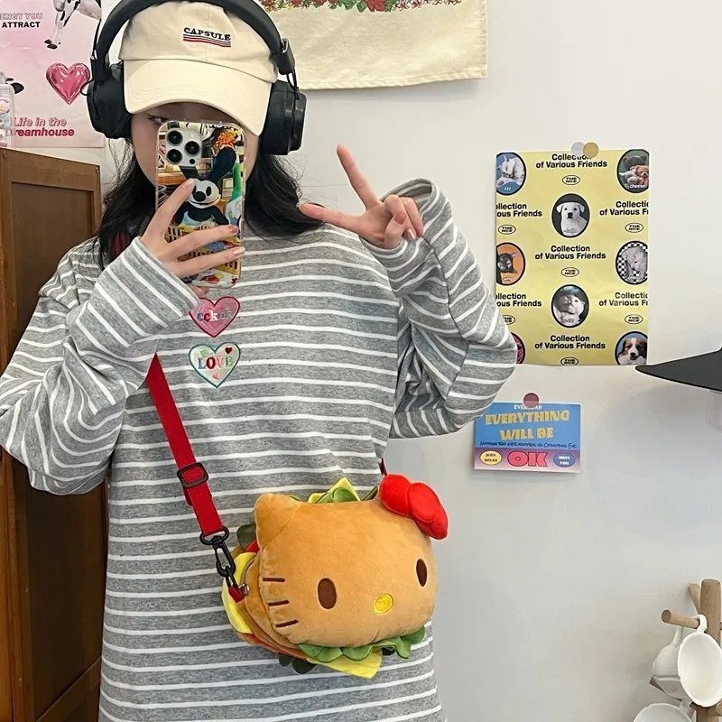 Sanrio Hello Kitty hamburguesa bolsas de felpa Kawaii Anime bolso cruzado moda bolso de hombro bolso de peluche suave regalos de vacaciones juguete para niños