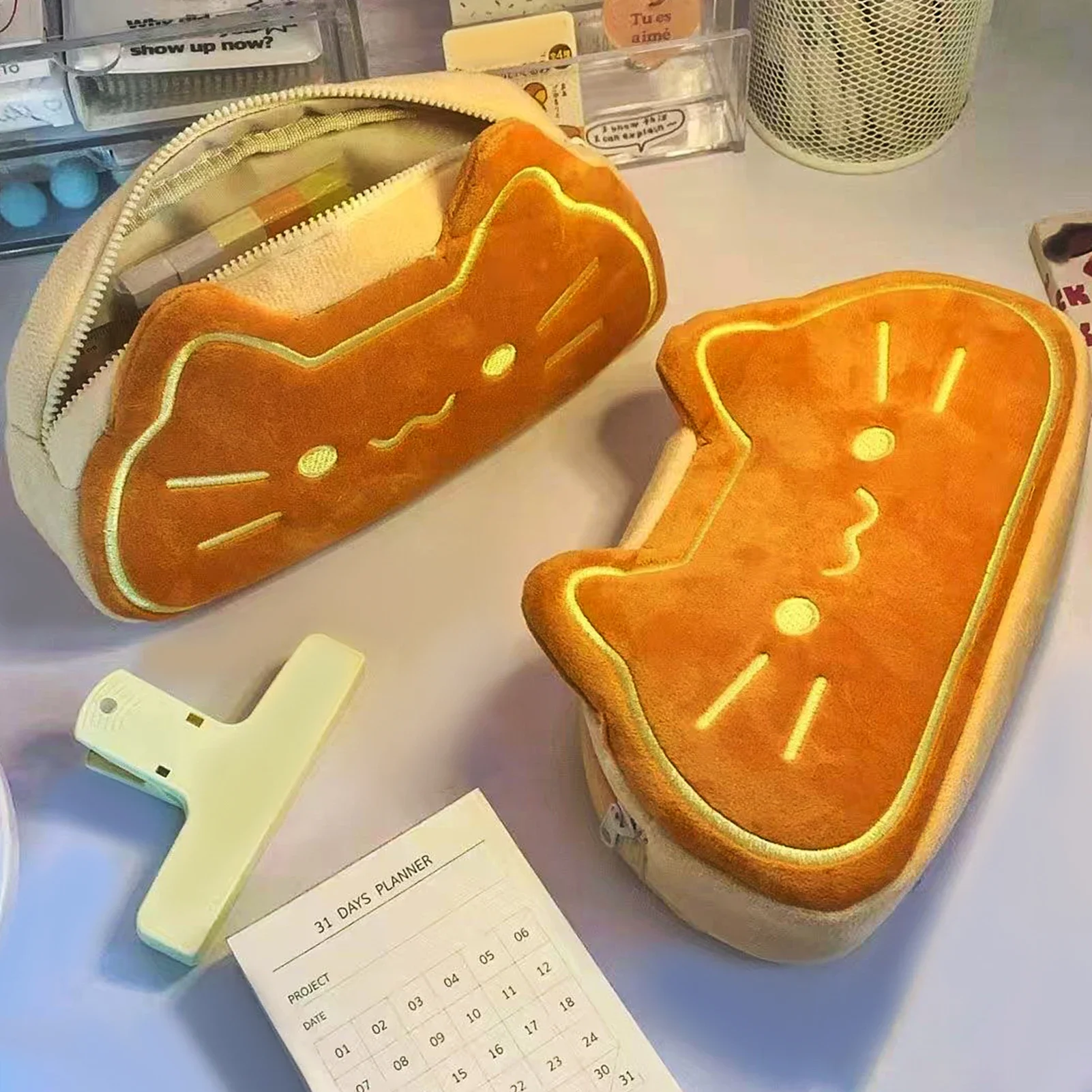 Estojo de Pelúcia Gato Kawaii Portátil para Material Escolar, Estojo Estético Ideal para Presentes de Amantes de Capivara