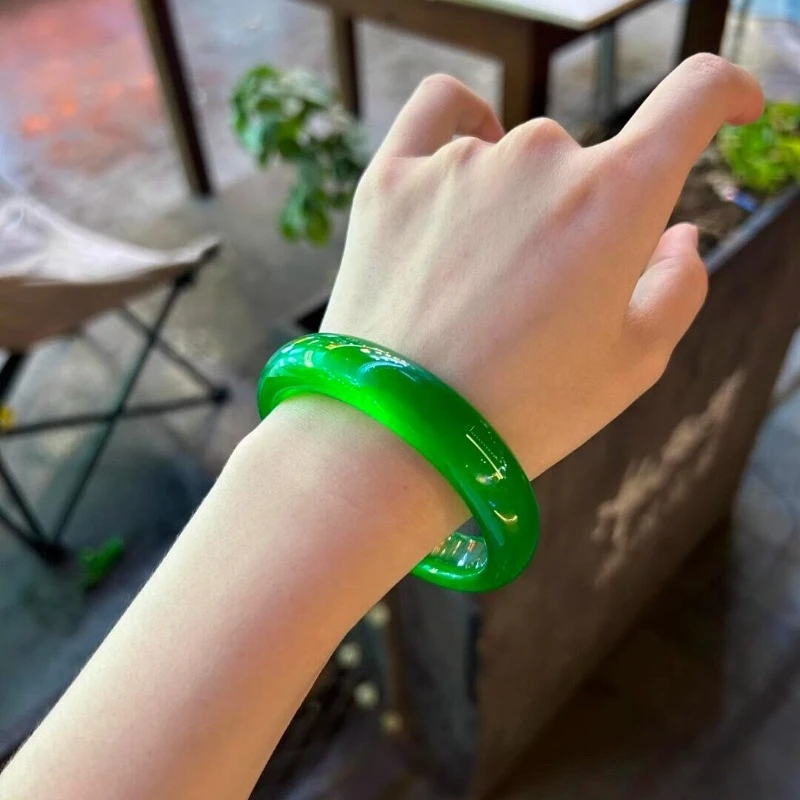

New Natural High Ice Green Bracelet, Classic Versatile Jewelry