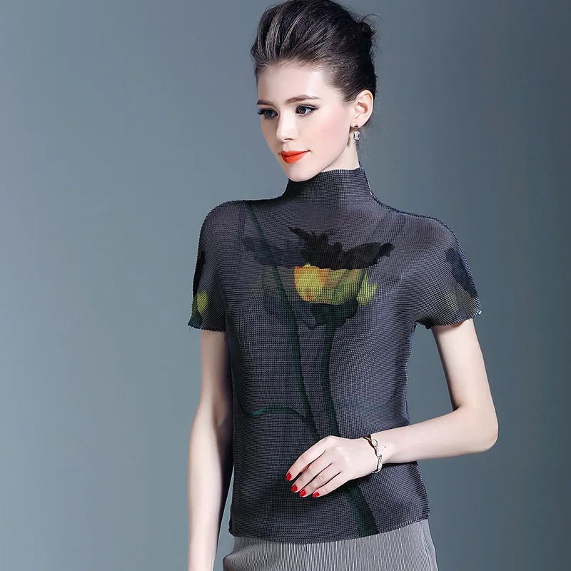 Pleated Top Women's Summer High Stretch Slim Fit Versatile Half Turtle Collar Miyake Print T-Shirt Women's Short Sleeve