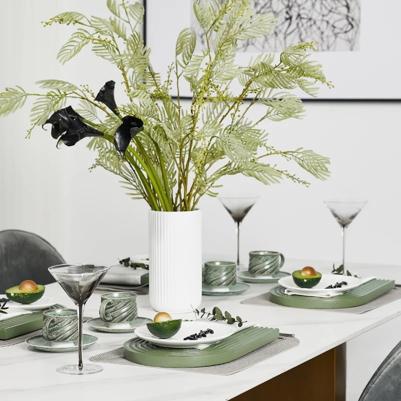 Nordic Model Room Western Tableware Matching Set Avocado Green Table Setting Table Placemat Plate Corrugated Wooden Pallet Mat view 2