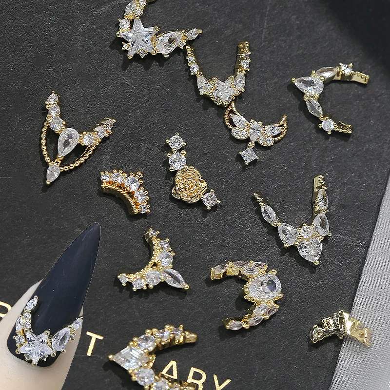 3PCS Luxury Sparkle Full Zircon French Crescent V Edge Gold Pendant Nail Art Rhinestones Jewel Decorations Manicure Top Charms